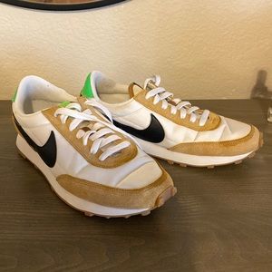 Nike Daybreak Sneakers